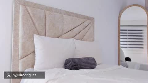    online show from January 18, 3:36 am