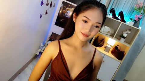 caitlin online show from November 13, 8:38 pm