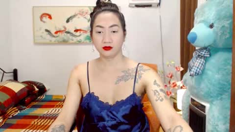 callmequeen888 online show from November 2, 2:53 am