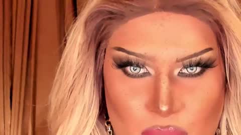 callmequeenduhara online show from November 16, 5:56 pm