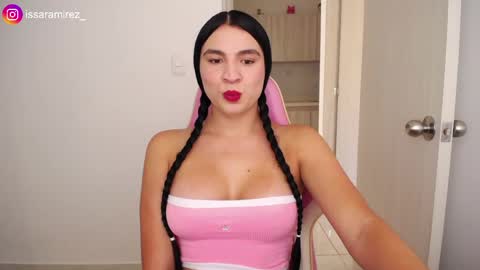 X IGcamiryan01 online show from March 31, 8:11 pm