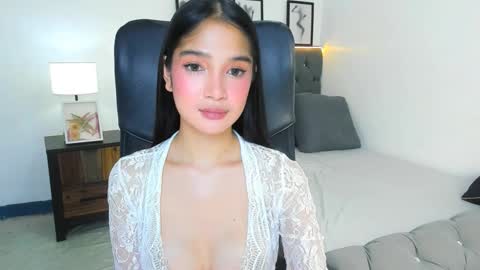 candiceferragamo online show from January 11, 5:19 pm