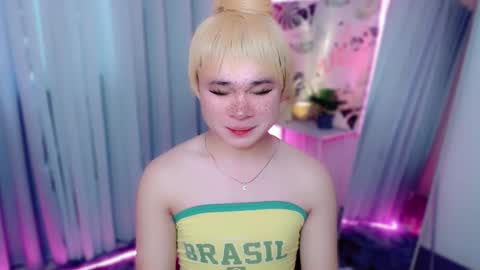 MIKA online show from September 21, 2:28 am