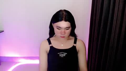 MIKA online show from November 29, 5:48 pm