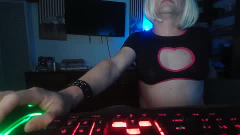 Samantha Foxey online show from October 1, 8:04 am