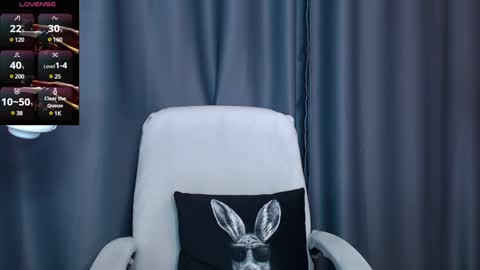 Cassie online show from January 17, 6:36 pm