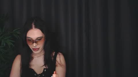 Cassie online show from May 19, 2:13 pm