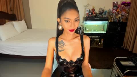 CassieValbalera online show from March 20, 2:34 am