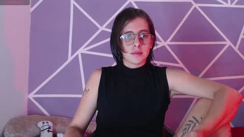 cava_pretty online show from December 31, 8:59 am