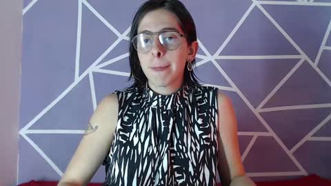 cava_pretty online show from February 6, 7:13 am