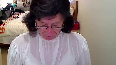 Elle online show from April 12, 2:59 am