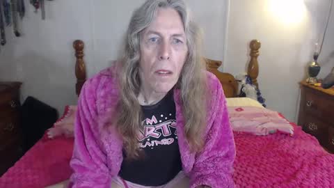 Jackie online show from October 13, 10:49 am