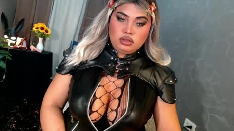 cellinekittcumerr online show from June 2, 6:42 pm