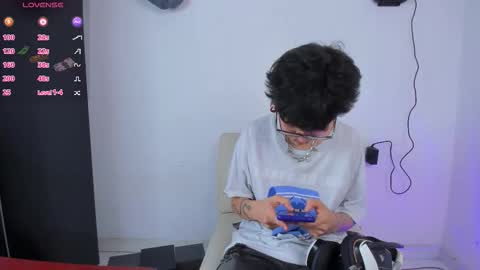 Charlie online show from March 27, 4:52 pm