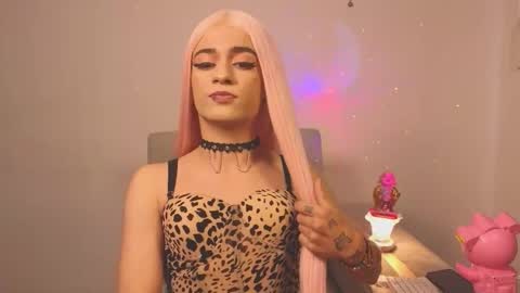 Chloe online show from December 20, 6:36 pm