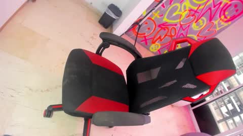 chrissangel12 online show from December 4, 6:12 pm