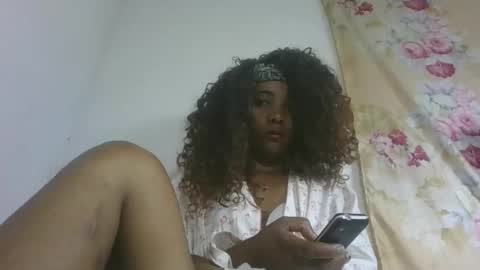 ciciazzhh online show from March 2, 3:56 am