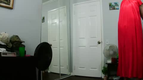 Claudia online show from February 5, 5:21 pm