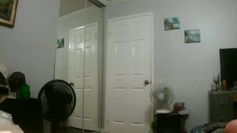 Claudia online show from September 25, 2:24 pm