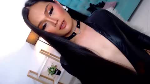 Cleo online show from March 20, 10:55 pm