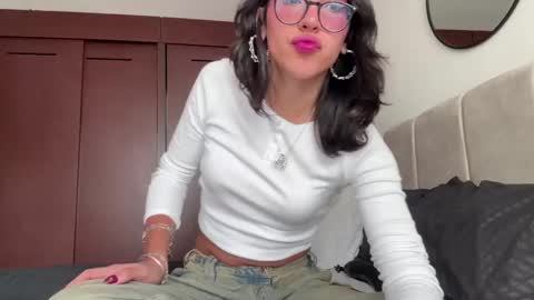 cutiepiemiu -  online show from February 6, 8:02 pm