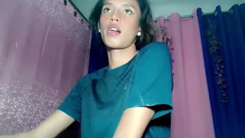 cyd_twink online show from September 18, 11:48 am