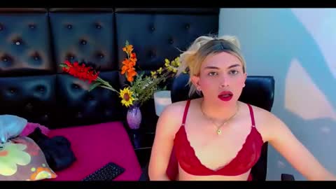 daniela_pink_ online show from February 10, 6:48 pm