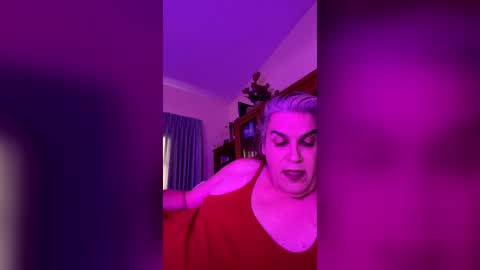 Dani online show from July 7, 6:45 pm