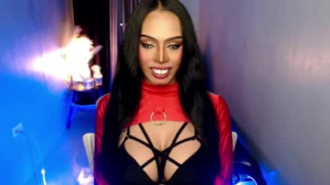 YOUR KINKY MISTRESS MADRIANA online show from June 1, 12:51 pm