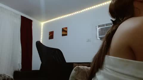 dashly_queen1 online show from April 29, 9:32 pm