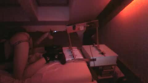 Definitelysasha  online show from May 24, 1:02 am