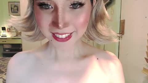 Mercedes online show from April 15, 2:28 am