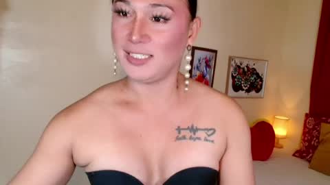 destenierose online show from July 28, 2:18 am
