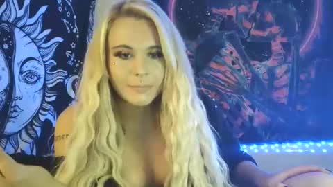 devyn winter online show from October 29, 4:16 pm