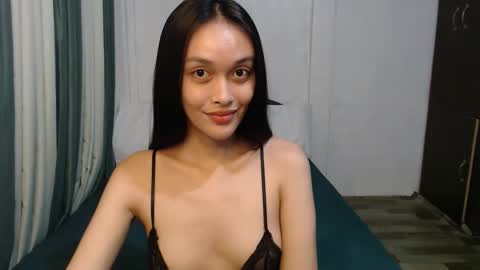 DIVINA online show from January 12, 10:00 am