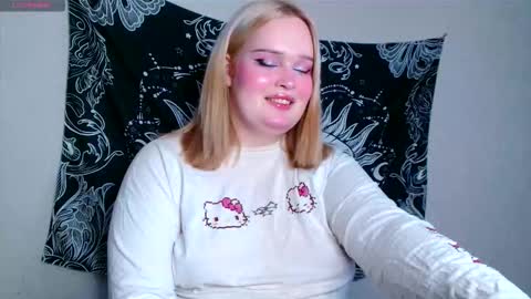 Miss Rose online show from February 7, 1:39 pm