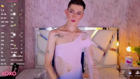 Dominic online show from November 17, 5:46 pm