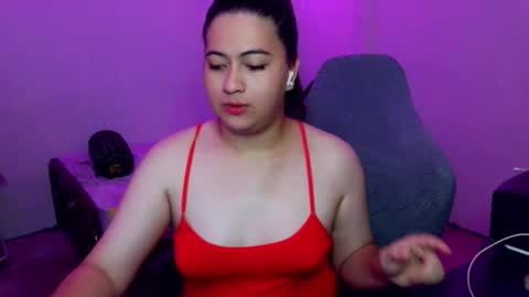 dreamycreamyst online show from April 24, 1:30 am