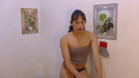 dy_namite online show from March 13, 7:08 pm