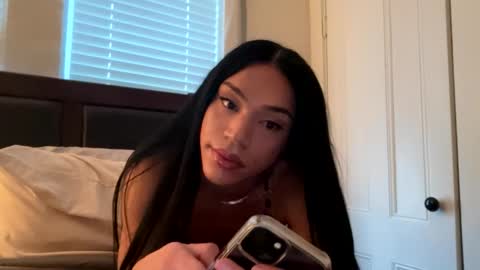 Dynasty online show from January 7, 8:12 pm