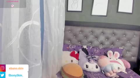 ebonyskinn online show from January 18, 10:51 pm