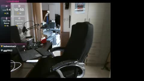 efi_crossou online show from September 14, 12:38 am