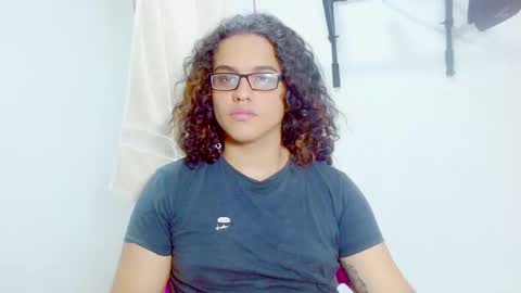 Snapshot of elkingthe chatting on February 25, 5:58 pm Diana online show from February 25, 5:58 pm