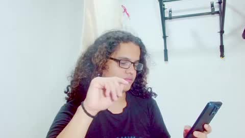 Snapshot of elkingthe chatting on March 11, 12:17 pm Diana online show from March 11, 12:17 pm