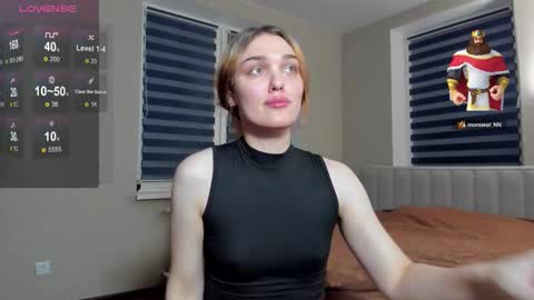 Emi online show from December 14, 5:52 pm