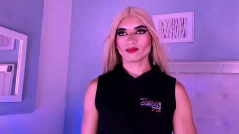 emily_castillo_1 online show from September 21, 5:02 am