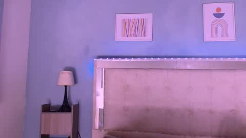 emily_castillo_1 online show from October 4, 5:19 am