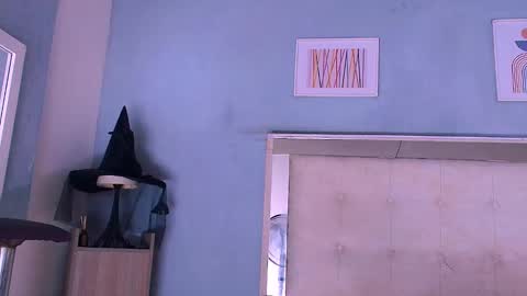 emily_castillo_1 online show from October 12, 6:05 am