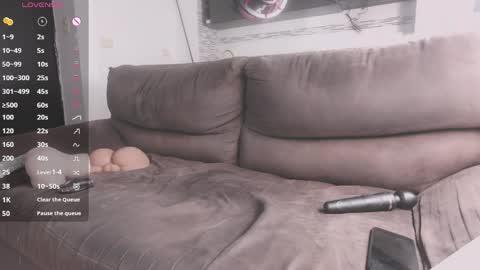 Emily Michaels online show from April 4, 6:28 pm