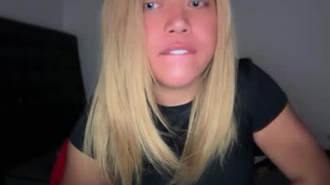 YourDreamGirl Emma  online show from March 8, 3:43 am